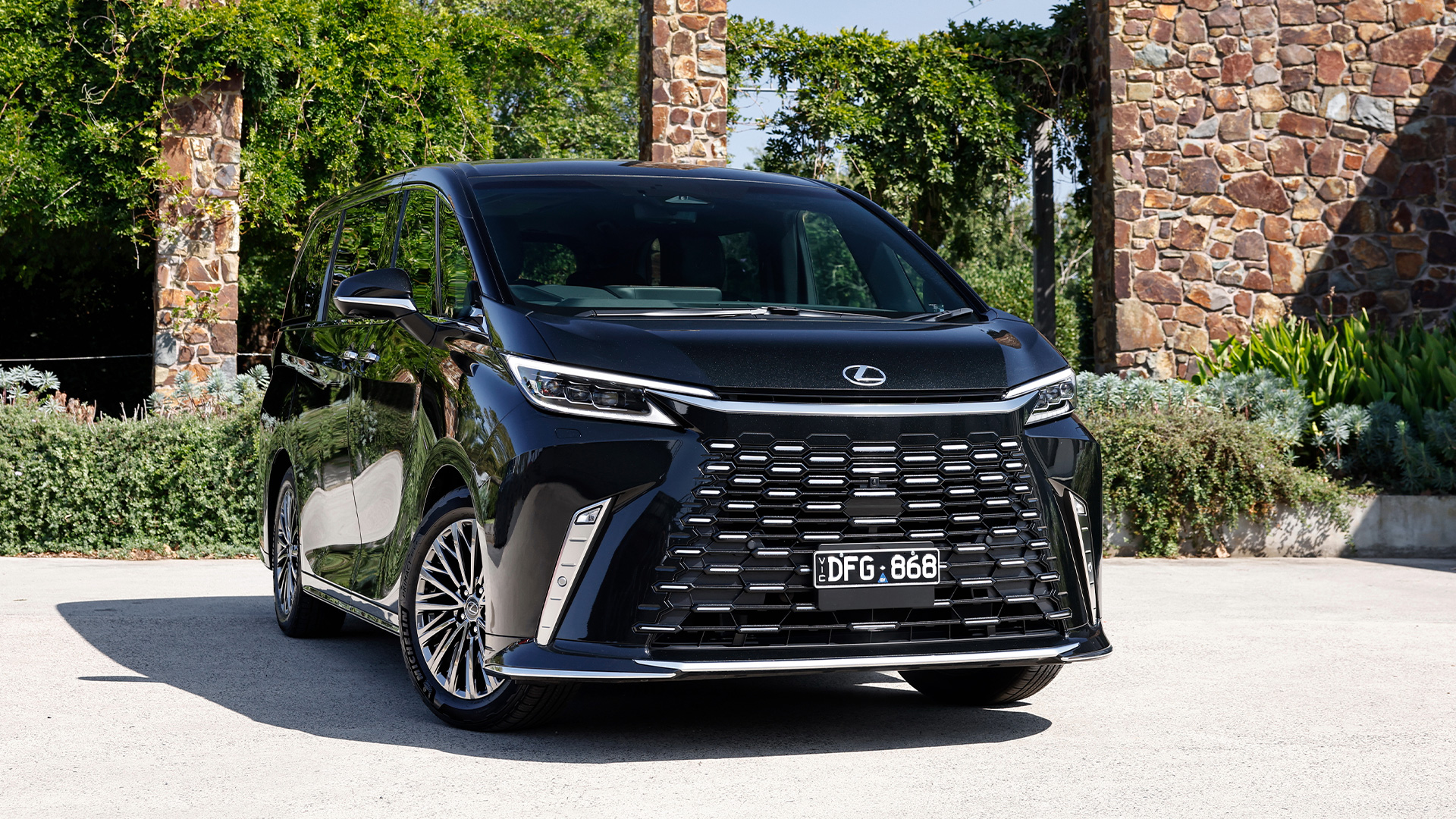 The Lexus LM mover in black