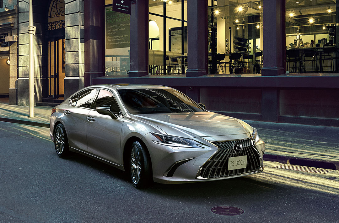 Lexus ES