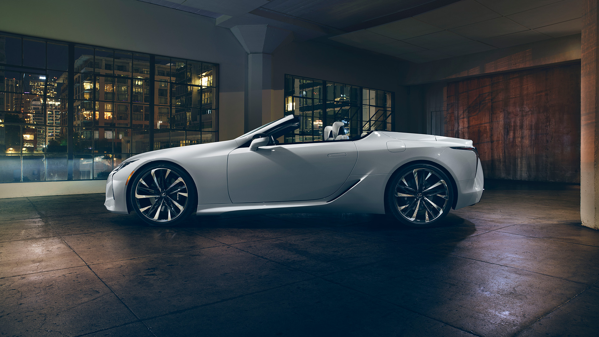 Pre-production model shown. Final range and specifications may differ from those depicted.